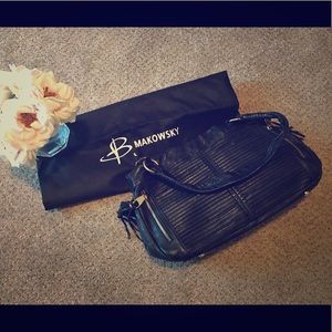 B Makowsky black leather hobo purse